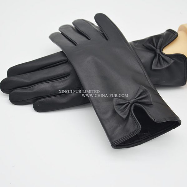 Real Sheep Skin Leather Gloves