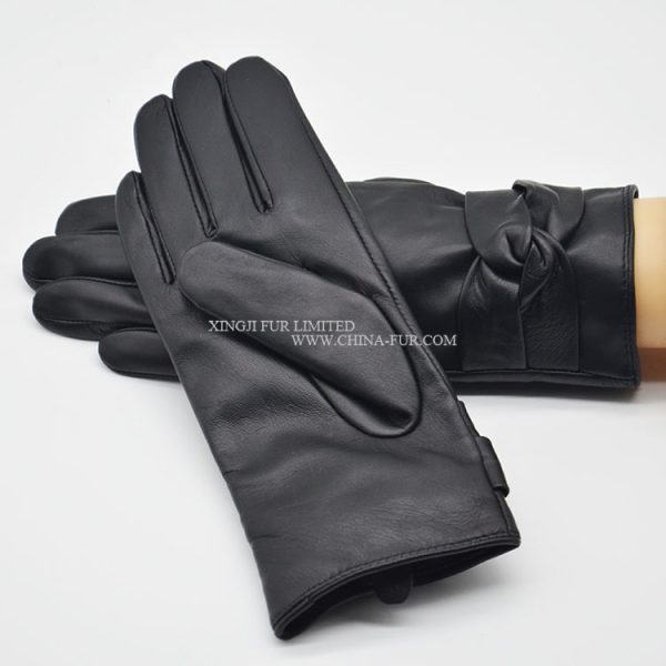 Real Sheep Skin Leather Gloves